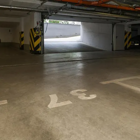 Legnicka Apartment *