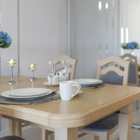 Legnicka Apartment *